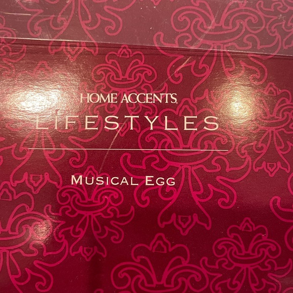 Home Accents Lifestyles Gold Musical Egg - Picture 3 of 4